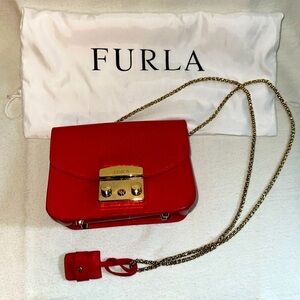 Furla, Red Hand Bag with gold shoulder chain, key included